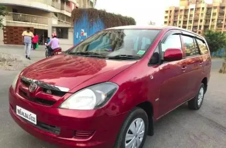 Toyota Innova 2.5 G 8 STR BS III 2007