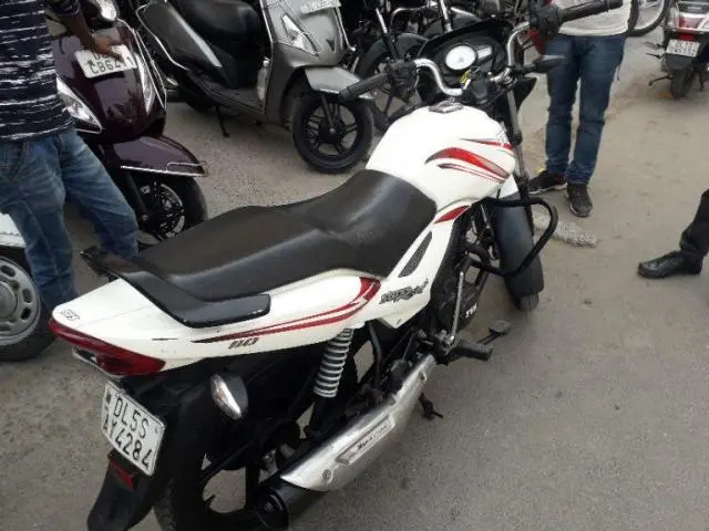 TVS Star City Plus Dual Tone 110cc 2017