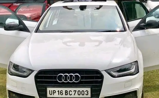 Audi A4 35 TDI Premium Sunroof 2015