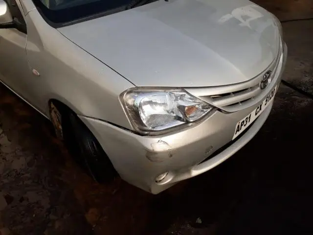 Toyota Etios Liva GD 2015