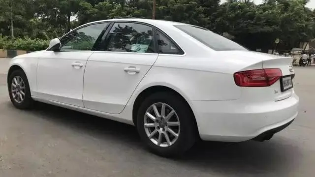 Audi A4 35 TDI Premium Plus 2017