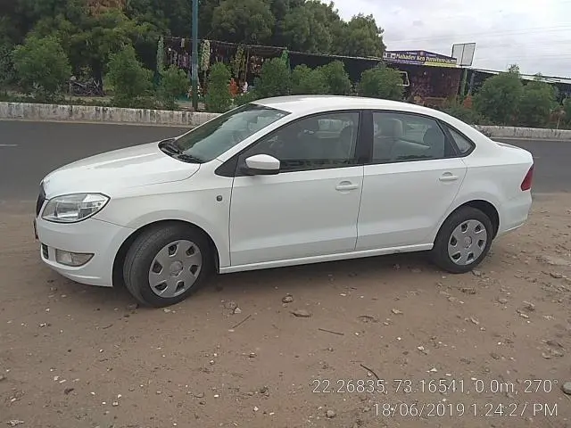 Skoda Rapid Ambition Plus 1.5 TDI CR 2015