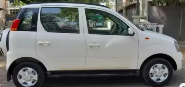 Mahindra Quanto C4 2014