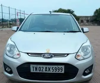 Ford Figo DURATORQ TITANIUM 1.4 2013
