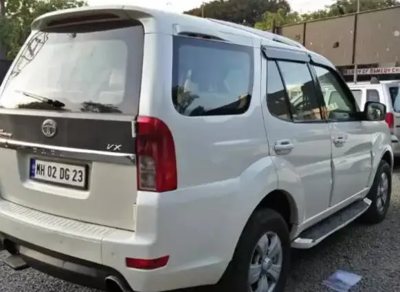 Tata Safari Storme 2.2 VX 4x2 2013