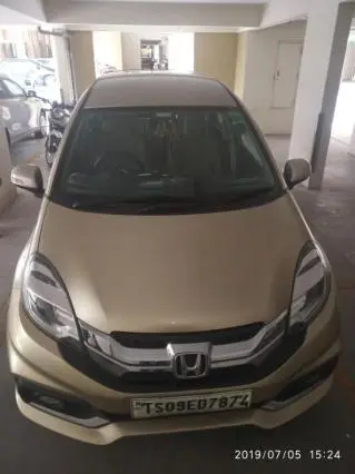 Honda Mobilio RS i-DTEC Opt 2015