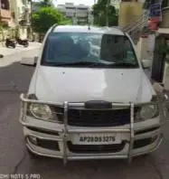 Mahindra Quanto C8 2013