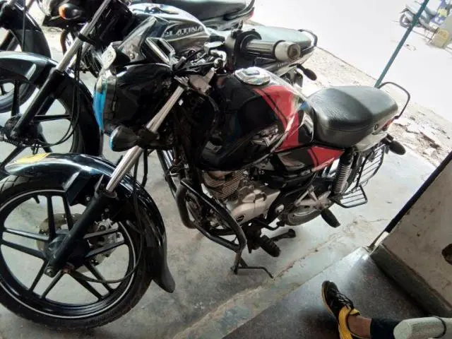 Bajaj V15 150cc 2016