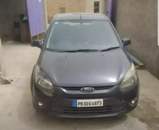 Ford Figo 1.4 TDCI TITANIUM 2011