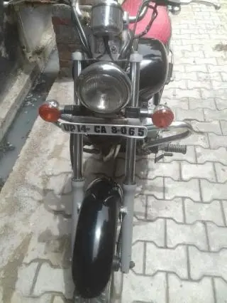 Bajaj Avenger 220cc 2013