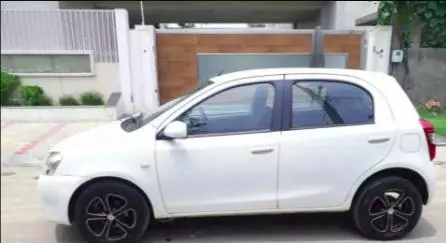 Toyota Etios Liva GD 2013
