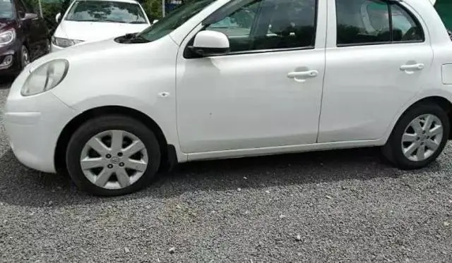 Nissan Micra XV PREMIUM DIESEL 2011