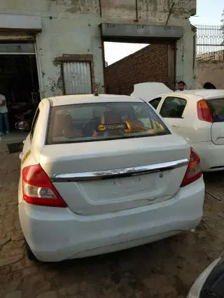 Maruti Suzuki Swift DZire ZDi 2014