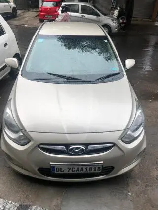 Hyundai Verna 1.6 SX 2011