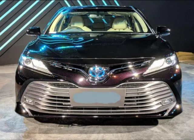 Toyota Camry Hybrid 2019