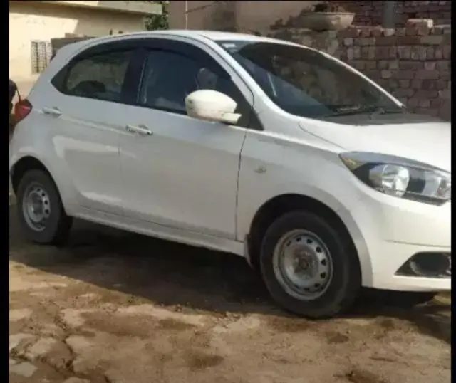 Tata Tiago Revotron XZ 2018