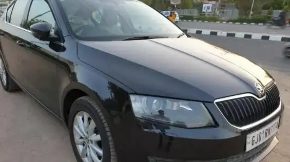 Skoda Octavia Elegance 2.0 TDI AT 2015