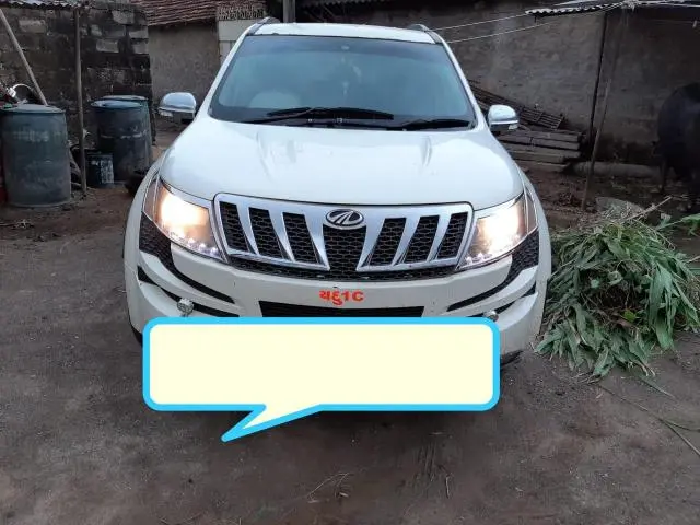 Mahindra XUV500 W8 2012