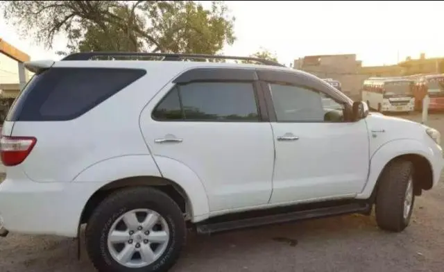 Toyota Fortuner 3.0 4x4 AT 2012