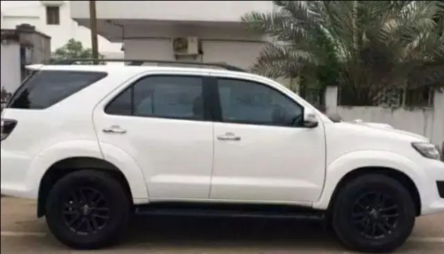 Toyota Fortuner 3.0 4x4 AT 2015