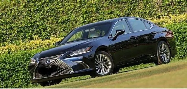 Lexus ES 300H 2018