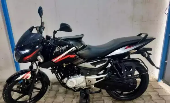 Bajaj Pulsar 150cc 2013