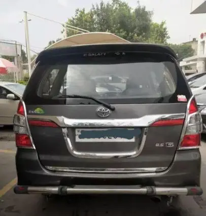 Toyota Innova 2.5 ZX 7 STR BS IV 2013