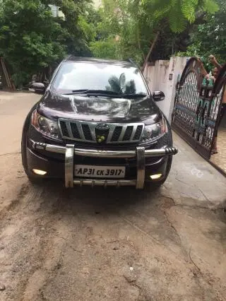 Mahindra XUV500 W8 2WD 2013
