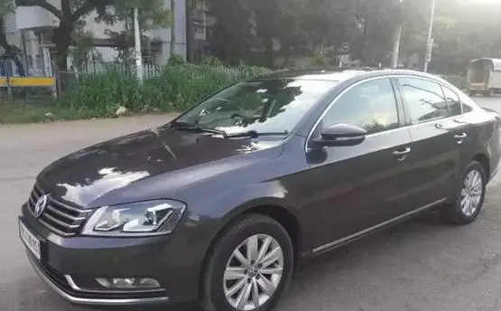 Volkswagen Passat Comfortline DSG 2011