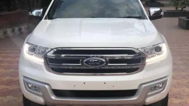 Ford Endeavour Titanium 3.2 4x4 AT 2017