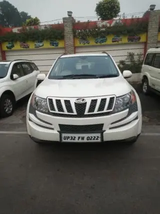 Mahindra XUV500 W8 2014