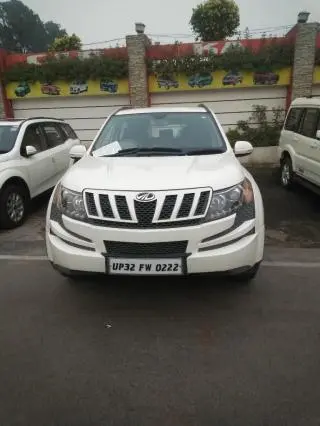 Mahindra XUV500 W8 2014