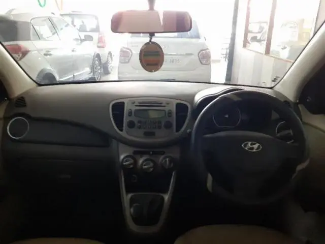 Hyundai i10 Sportz 1.1 LPG 2014