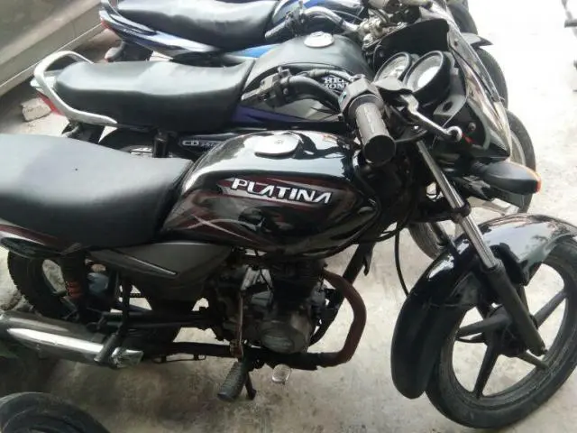 Bajaj Platina 100cc 2011