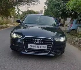 Audi A6 2.0 TDI PREMIUM 2012