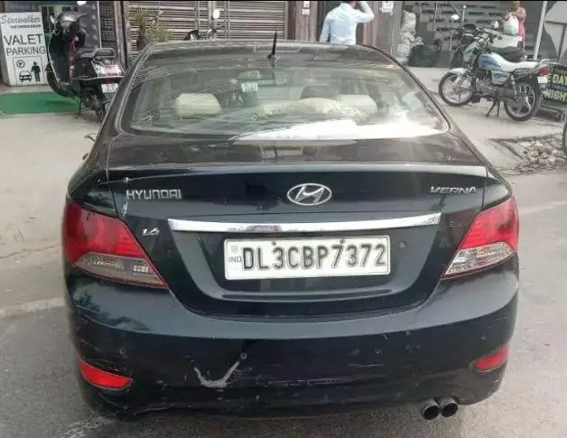 Hyundai Verna 1.6 SX 2012