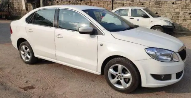 Skoda Rapid 1.5 TDI CR Ambition AT 2015