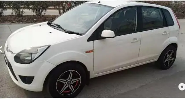 Ford Figo DURATEC TITANIUM 1.2 2010