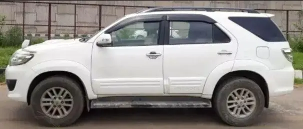 Toyota Fortuner 3.0 4X2 AT 2012