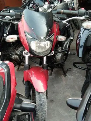 Bajaj Pulsar 180cc 2012