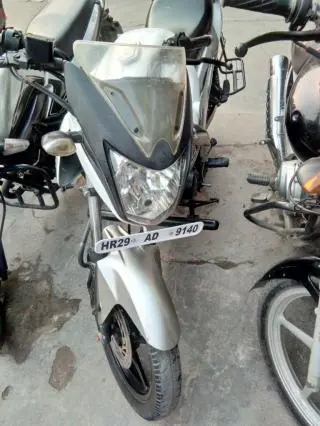 Yamaha SZR 150cc 2013