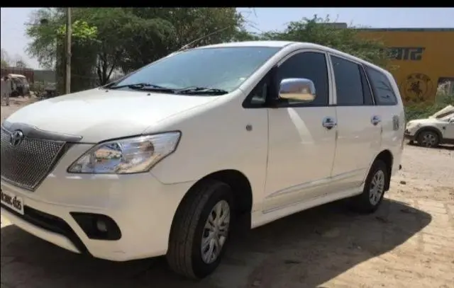 Toyota Fortuner 3.0 4X4 MT 2013