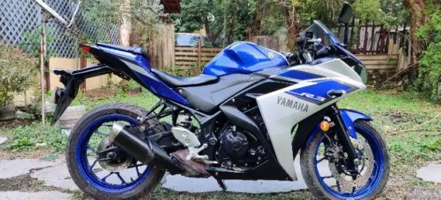 Yamaha YZF-R3 320cc 2016