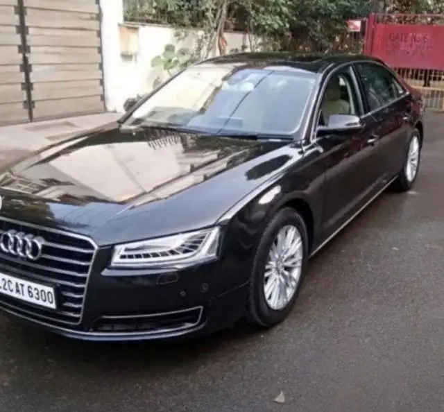 Audi A8 L 3.0 TDI QUATTRO 2015