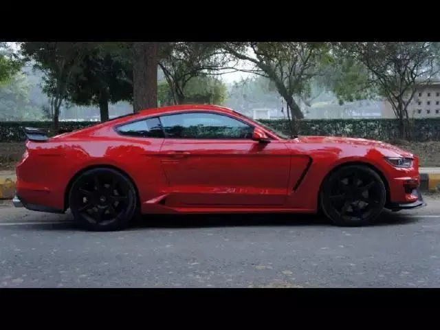 Ford Mustang GT Fastback 5.0L V8 2016