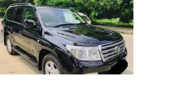 Toyota Land Cruiser V8 2011
