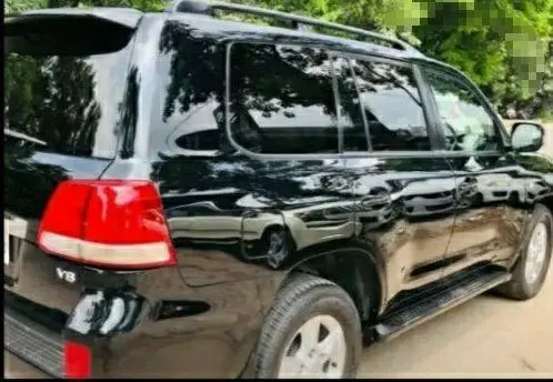 Toyota Land Cruiser V8 2011