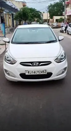 Hyundai Neo Fluidic Elantra 1.6 SX AT CRDi 2015