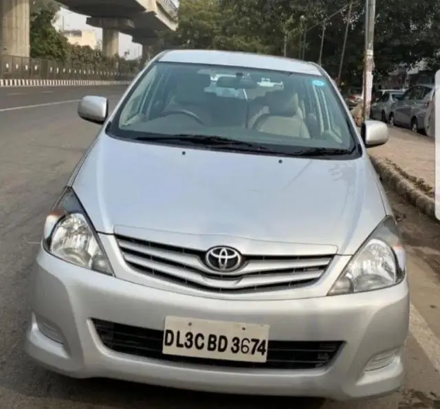 Toyota Innova 2.5 G4 7 STR 2010