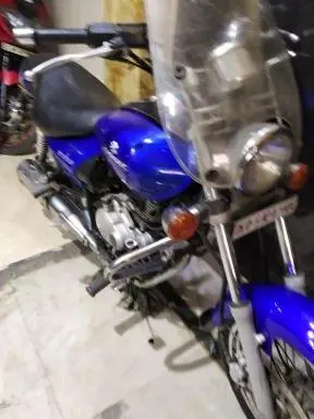 Bajaj Avenger 200cc 2009